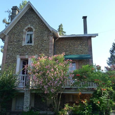 Le Point D'Orgue Bed & Breakfast Pineuilh Exterior photo