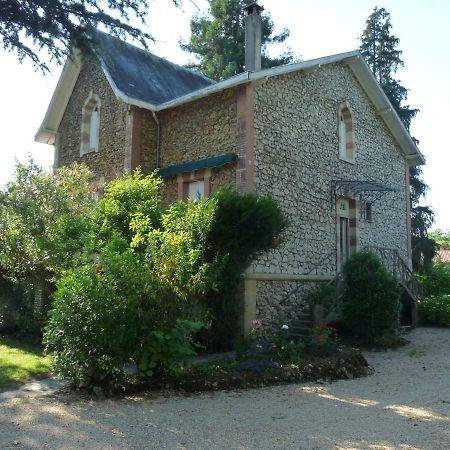 Le Point D'Orgue Bed & Breakfast Pineuilh Exterior photo