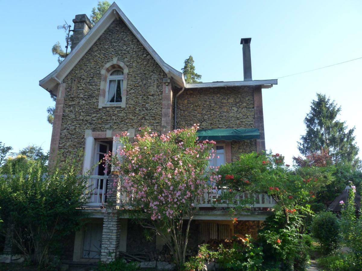 Le Point D'Orgue Bed & Breakfast Pineuilh Exterior photo